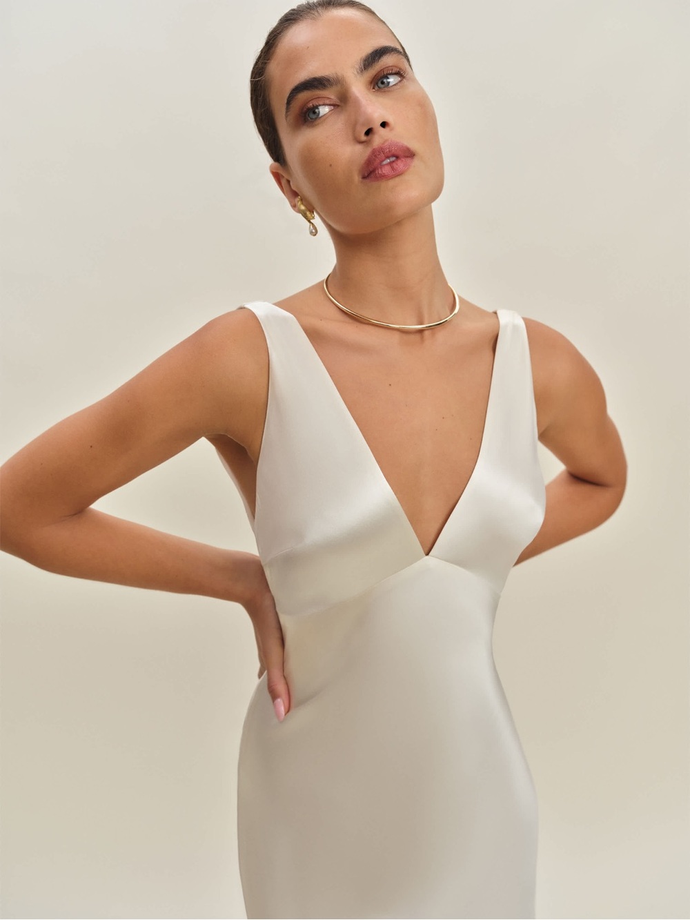 Reformation Margot V-Neck Silk Dress with train NWT - Picture 3 of 6